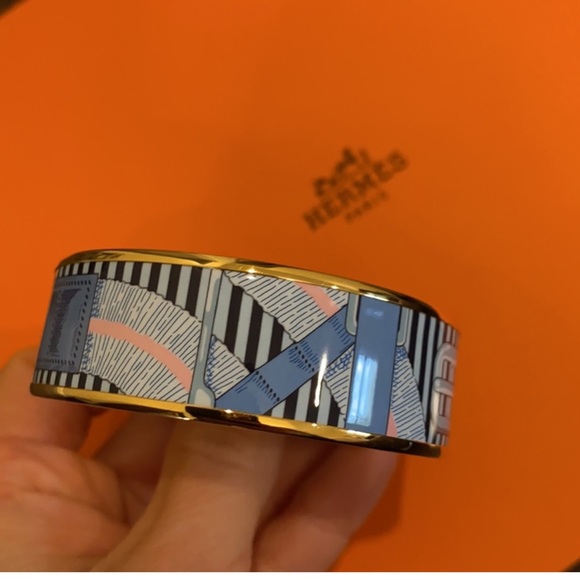 Hermes Bangle 100% Authentic - Picture 4 of 8